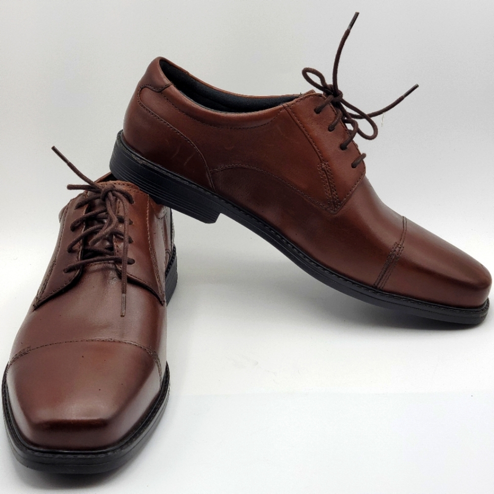 NWOT Bostonian Men's‎ Wenham Cap Oxford Size 10.5W #S1241